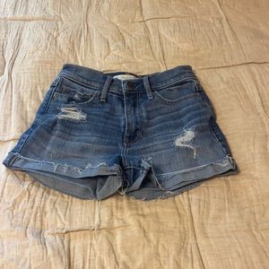 Abercrombie and Fitch Hi-Rise Shorts (00)
